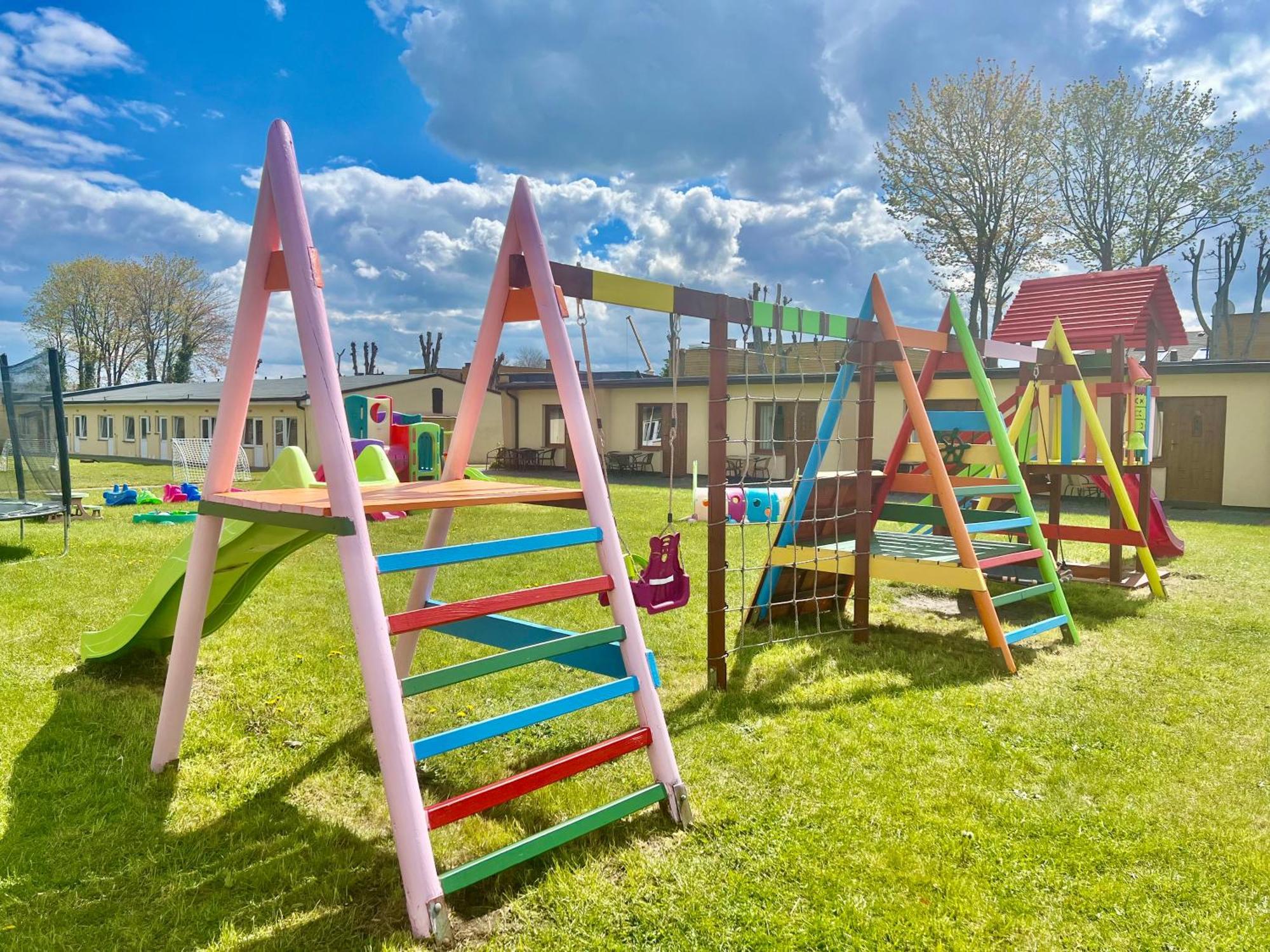 Osrodek Rodzinny "Pod Wydmami" Przy Plazy , Plac Zabaw , Rowery Sarbinowo Extérieur photo