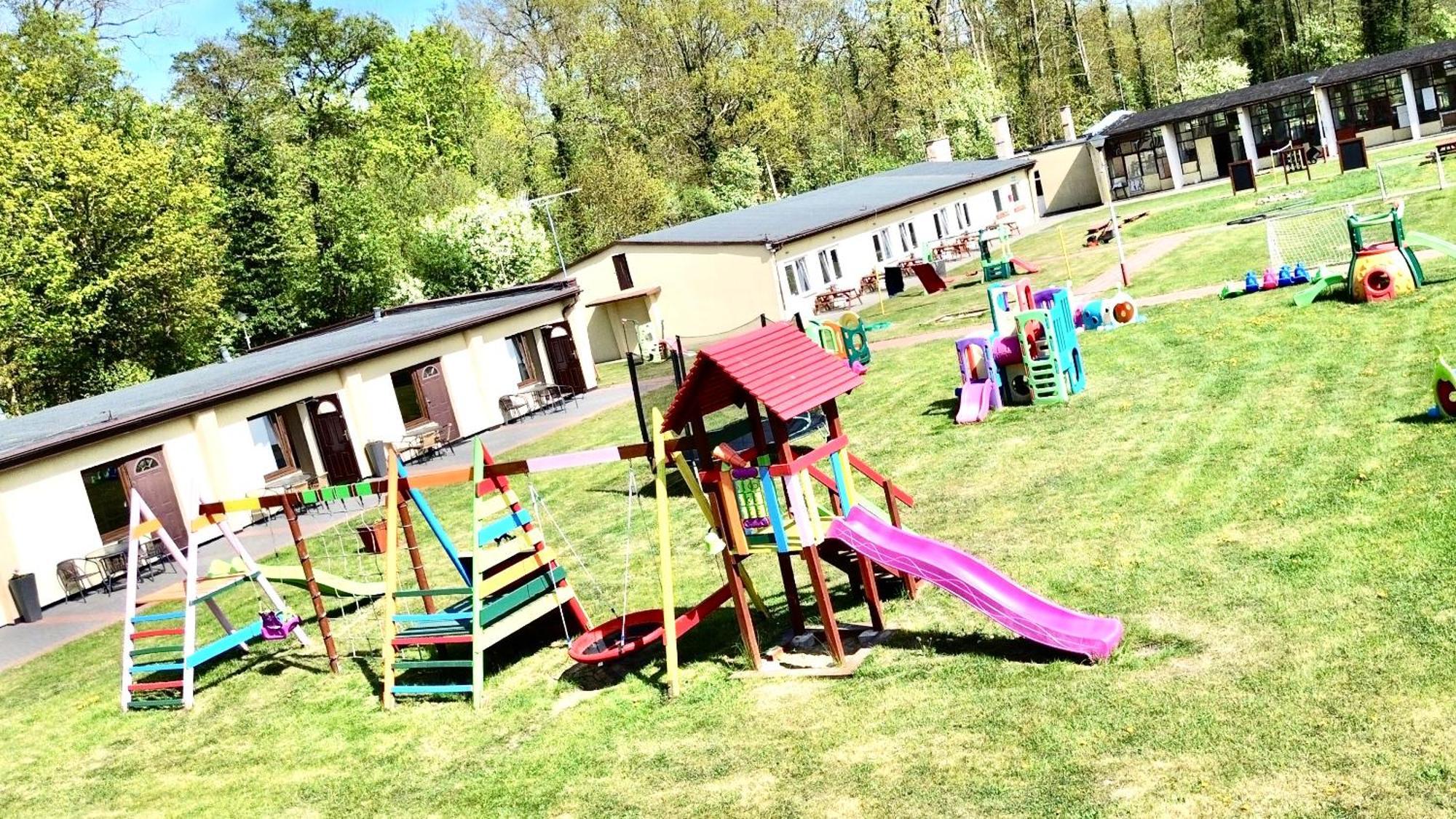 Osrodek Rodzinny "Pod Wydmami" Przy Plazy , Plac Zabaw , Rowery Sarbinowo Extérieur photo