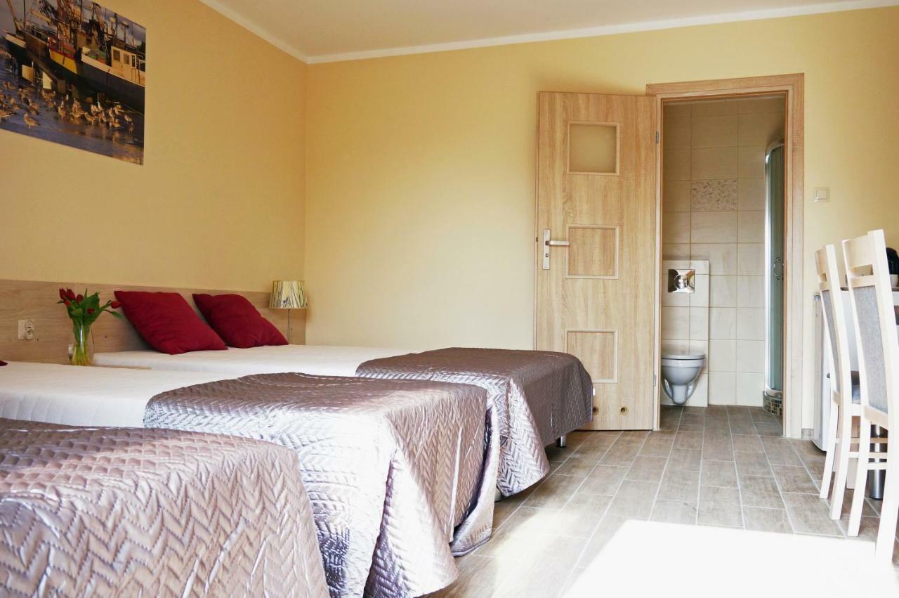 Osrodek Rodzinny "Pod Wydmami" Przy Plazy , Plac Zabaw , Rowery Sarbinowo Extérieur photo